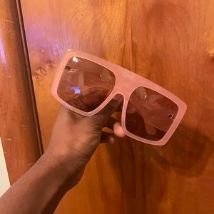 **NEVER WORN* inspired flat top oversized women sunglasses nudish pink